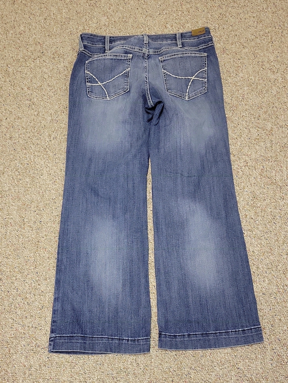 Ariat Denim Classic Women’s Denim Wide Leg Trouser. 32 Short. Midrise Western
